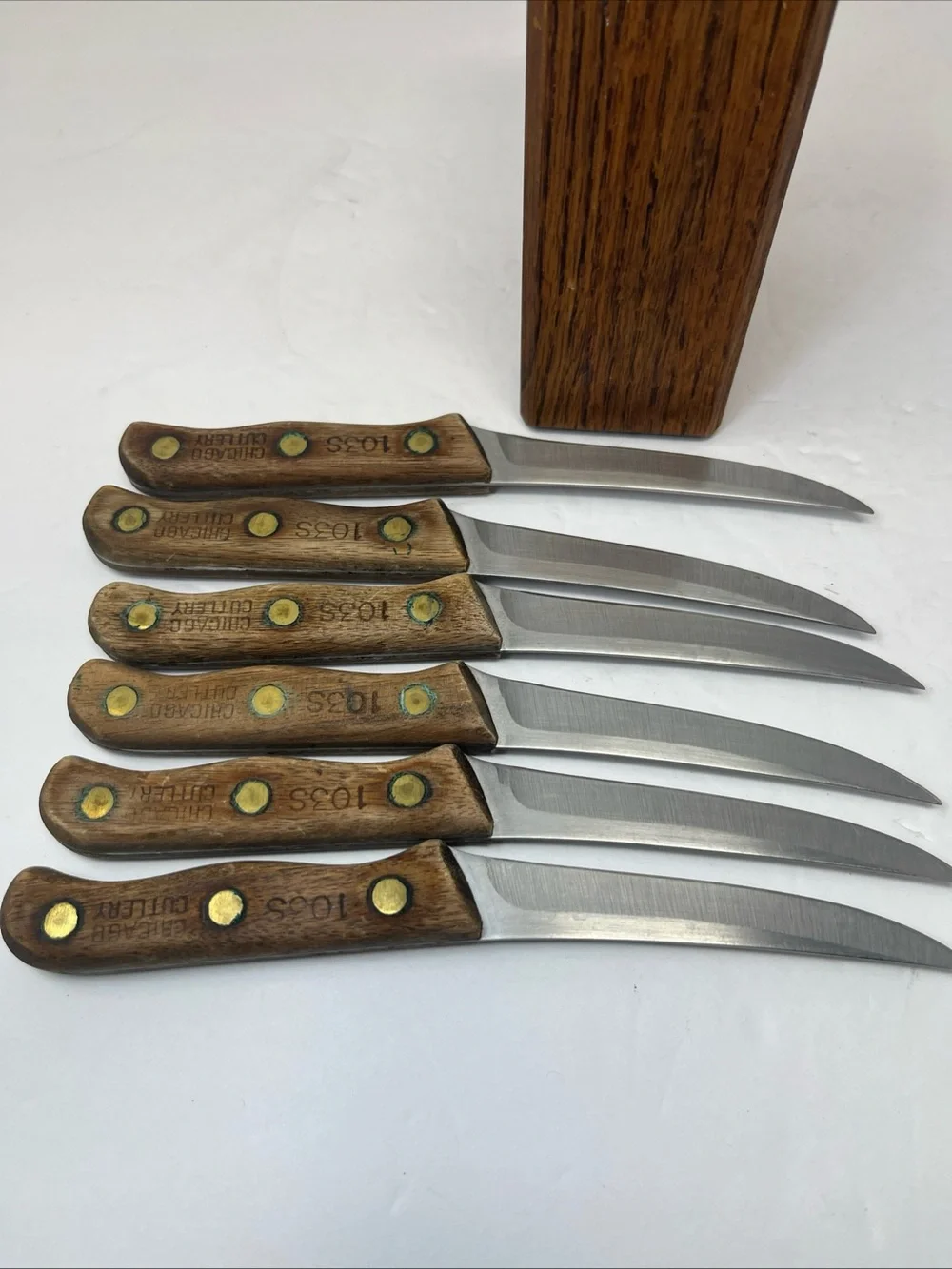 Set of 6 Vintage Chicago Cutlery USA Walnut Handle Steak Knives with Block.